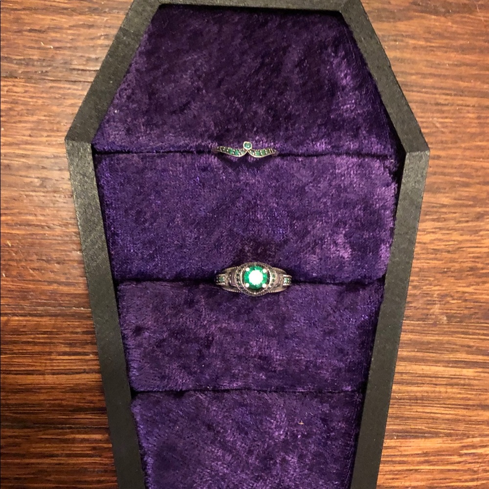 New Gothic Victorian Coffin Rings Jewelry Box Wood